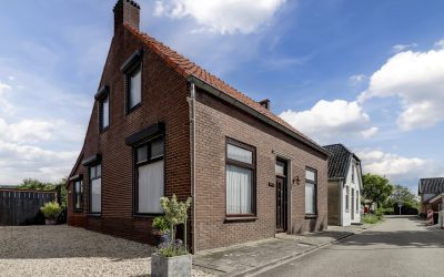 Dijkstraat 1, Rhenoy
