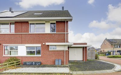 Reitensestraat 1, Hellouw