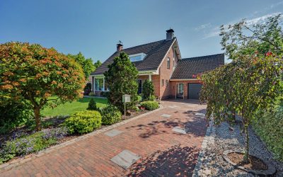 Huizekamplaan 1, Beesd